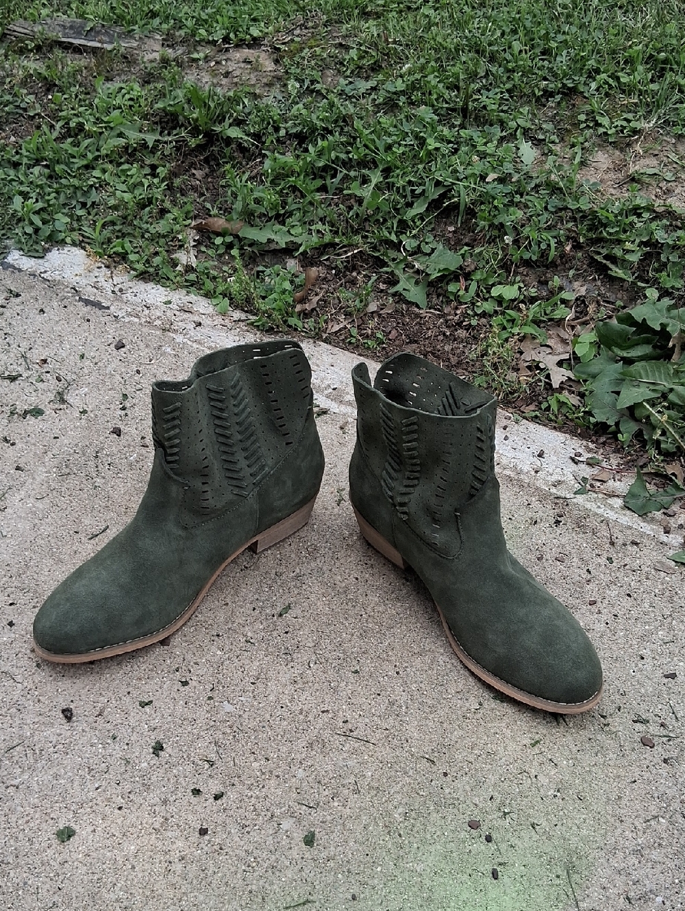Cold Water Creek Green Leather Suede Booties